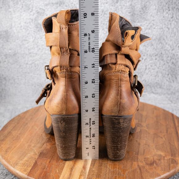 Steve Madden YALE Women's Distressed Brown Leather Ankle Boots Heels - Size 9 - Picture 5 of 8